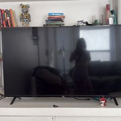 ROKU TV