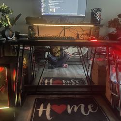 CyberPowerPC - Gamer Master Gaming Desktop - AMD Ryzen 5 5500 - 16GB Memory - AMD Radeon RX 6500 XT 4GB - 1TB SSD - Black