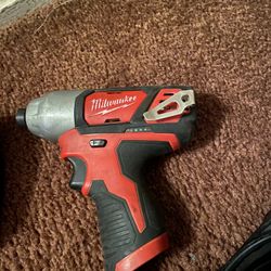 M12 Impact Drill