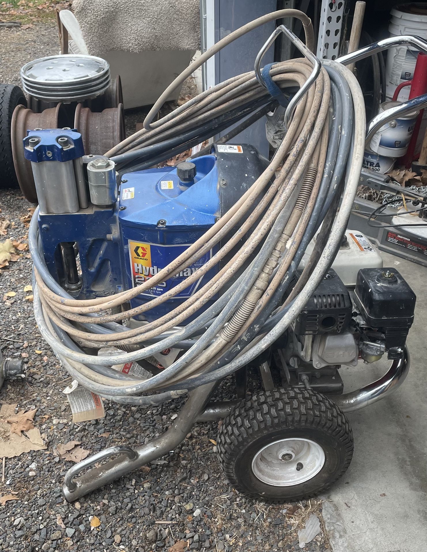 Graco 225 Hydramax Hydraulic Airless sprayer paint