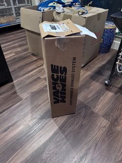 Brand new Vance and Hines slip on performance exhaust - Indian Scout