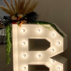 Marquee Letters