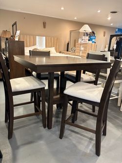 New 5pc Counter Height Dining Set
