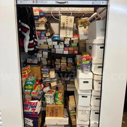 Lot of sports and Pokémon cards