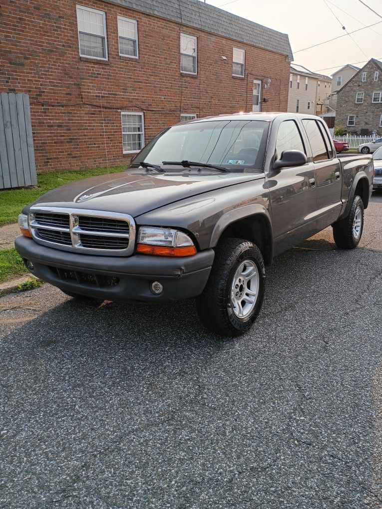 2004 Dodge Dakota
