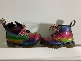 Dr marten toddler size 5