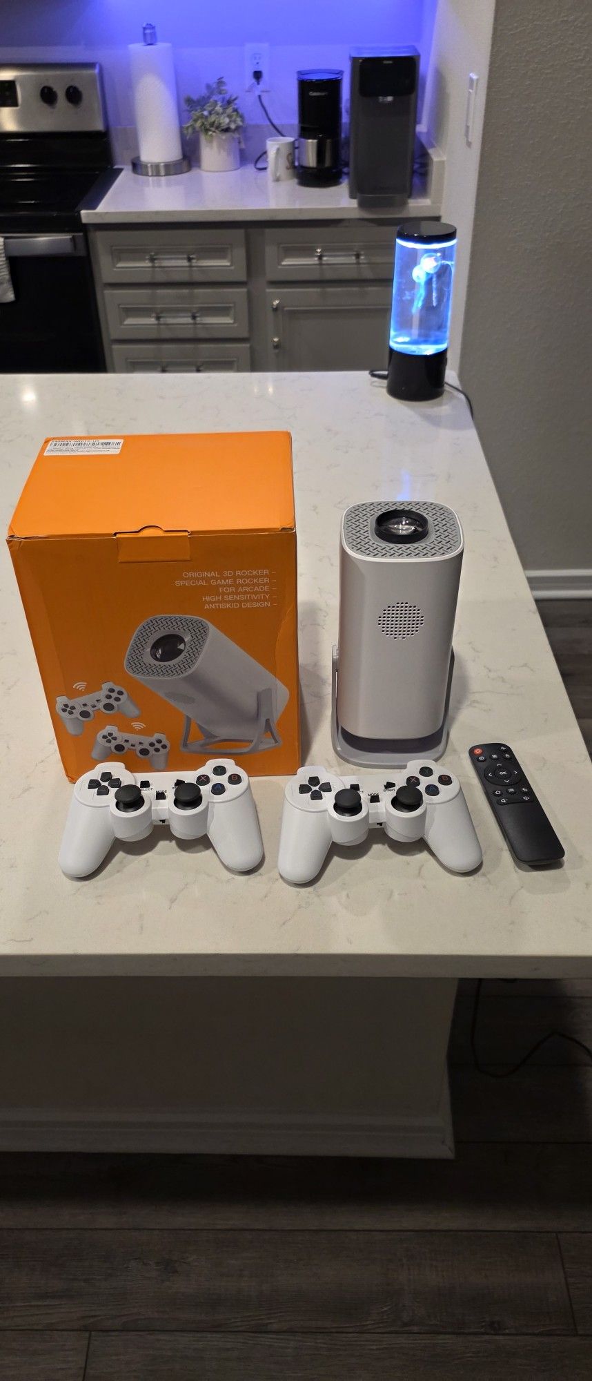 🎮 Retro Game Projector with 2 Controllers – Arcade Games Built-In 📽️