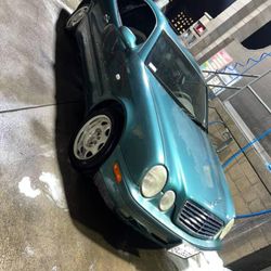 Mercedes Benz 