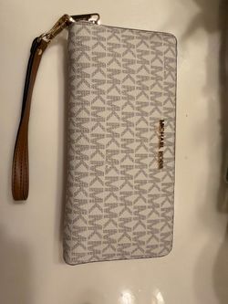 Mk wrist wallet