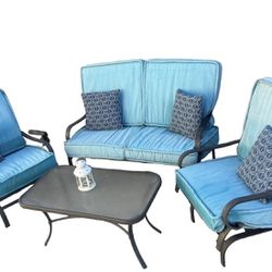 Outdoor Patio Furniture Set w/ Coffee Table