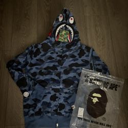 Bape zip