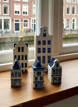 Blue Delft's KLM Bols Holland Houses Lot Of 5 Empty NO ALCOHOL