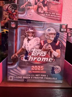 Topps Chrome 2025 NFL Mega Box