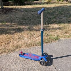 Micro Maxi Deluxe Scooter