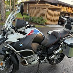 2010 BMW R1200 Adventure