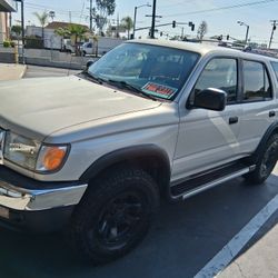 2000 Toyota 4Runner 