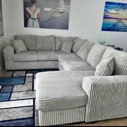 Cozy Striped Sectional Sofa – Ideal for a Relaxed and Stylish Living Room! 🛋️✨ Visit us at BetterHomeFurnitures.com for More Exclusive Deals!
