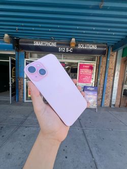 iPhone 15 128GB Unlocked 