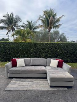 Gray Velvet City Furniture Sectional Sofa (Delivery Available)