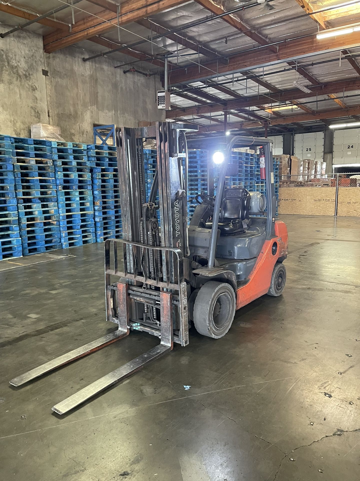 Toyota Forklift 2012 (Heavy)