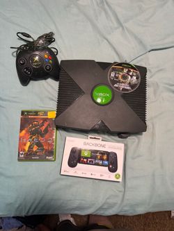 Original Xbox Console Bundle with Games and Controller and back bone