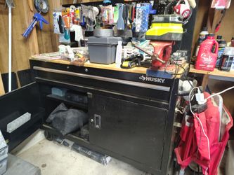 Husky Rolling Tool Cabinet