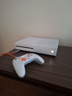 Xbox one s with gamesir controller