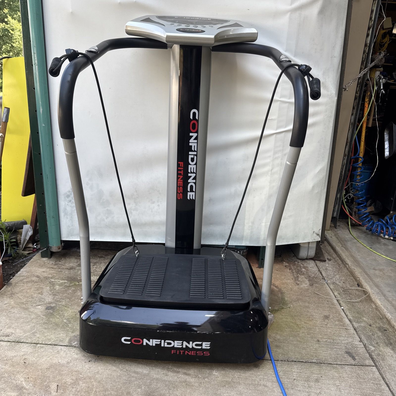 Confidence Vibrating Plate