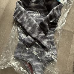 5mm Freediving Wetsuit - Womens Size 6 - Xcel Ocean Ramsey Tiger Shark