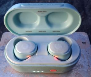 Skullcandy "Sesh Evo status" Wireless Earbuds