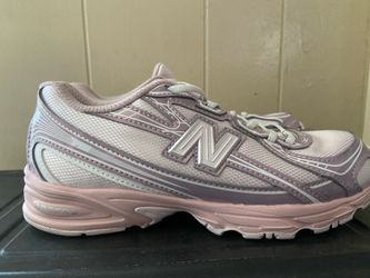 TENIS SHOES. NB     35Dll