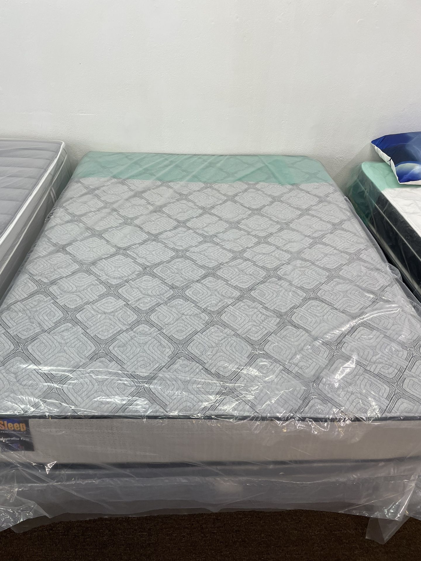 Brand New Queen Mattress & Box Spring