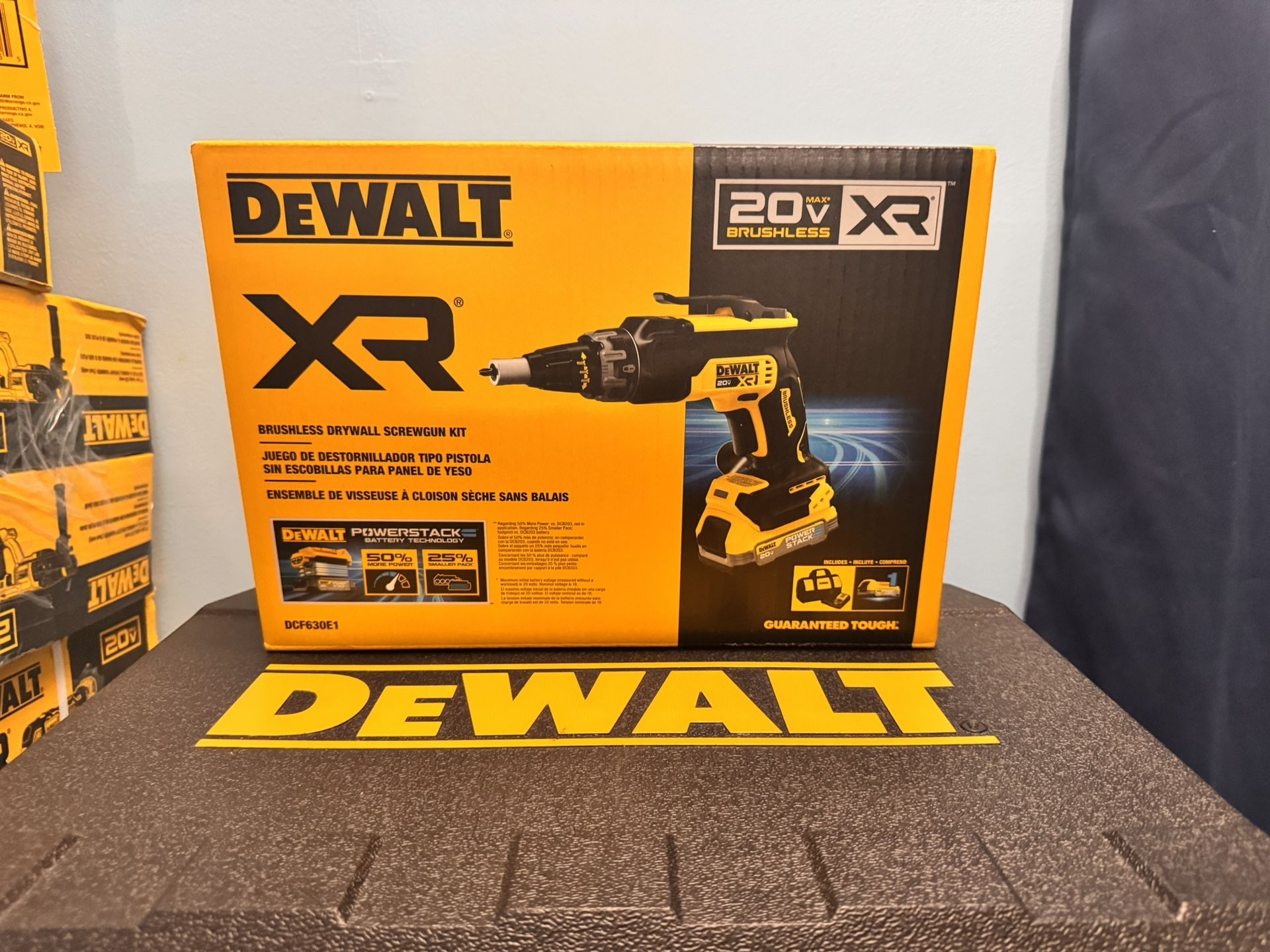 🚨🔥 OFERTA – DEWALT XR DRYWALL SCREWGUN KIT 🔥🚨 💪 DEWALT XR 20V Brushless Drywall Screwgun (DCF630E1) 🔋 Incluye batería POWERSTACK ⚡ Cargador inc