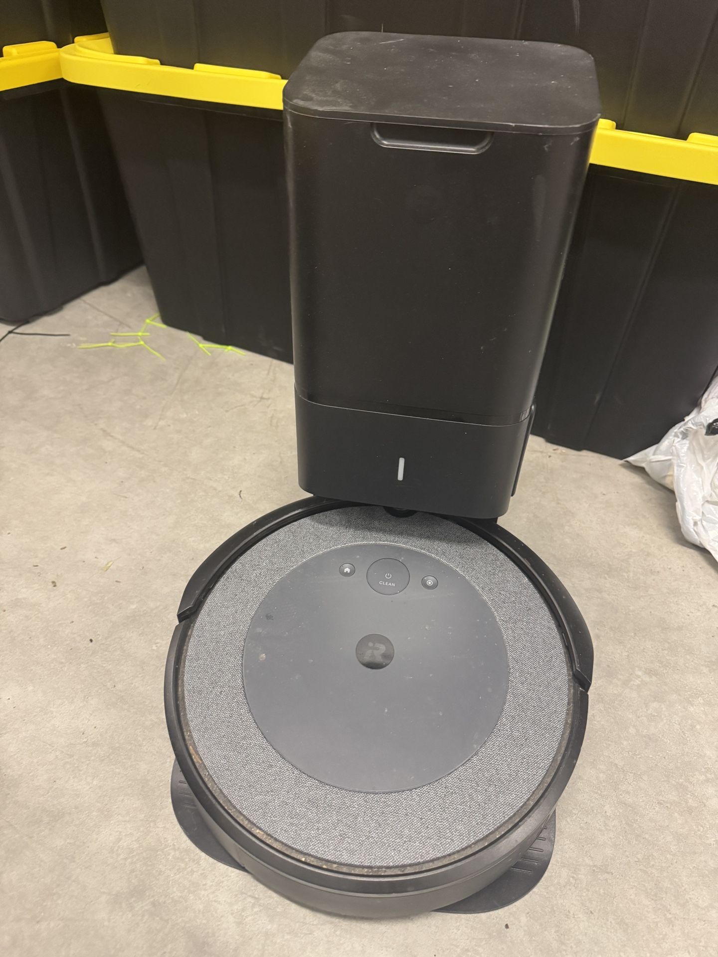 iRobot Roomba I6+ Self Cleaning Vacuum