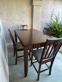 Solid Wood Dining Table W 4 Chairs