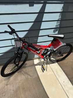 Dynacraft Gauntlet Boys 24" Mountain Bike, For Ages 12+, Red
