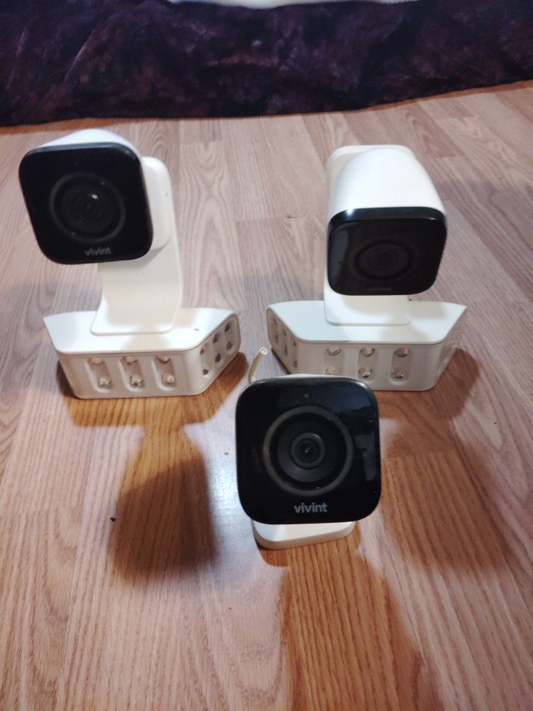Vivint Outdoor Camera Pro