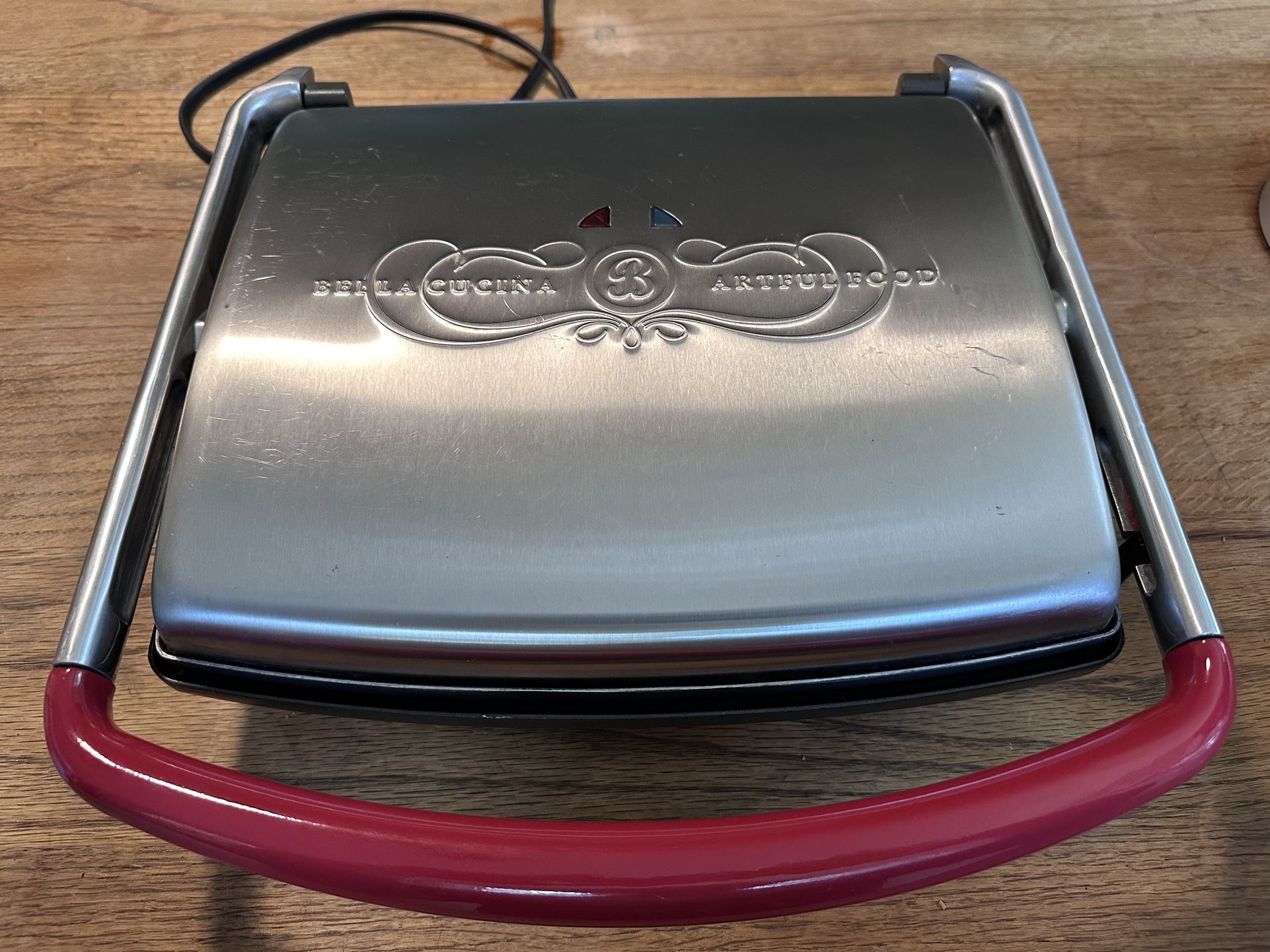 Bella Cucina Artful Food 13002 Panini Grill Sandwich Maker Grill Red *Tested*