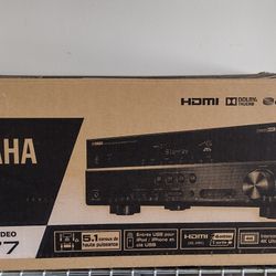 Yamaha AV Receiver 