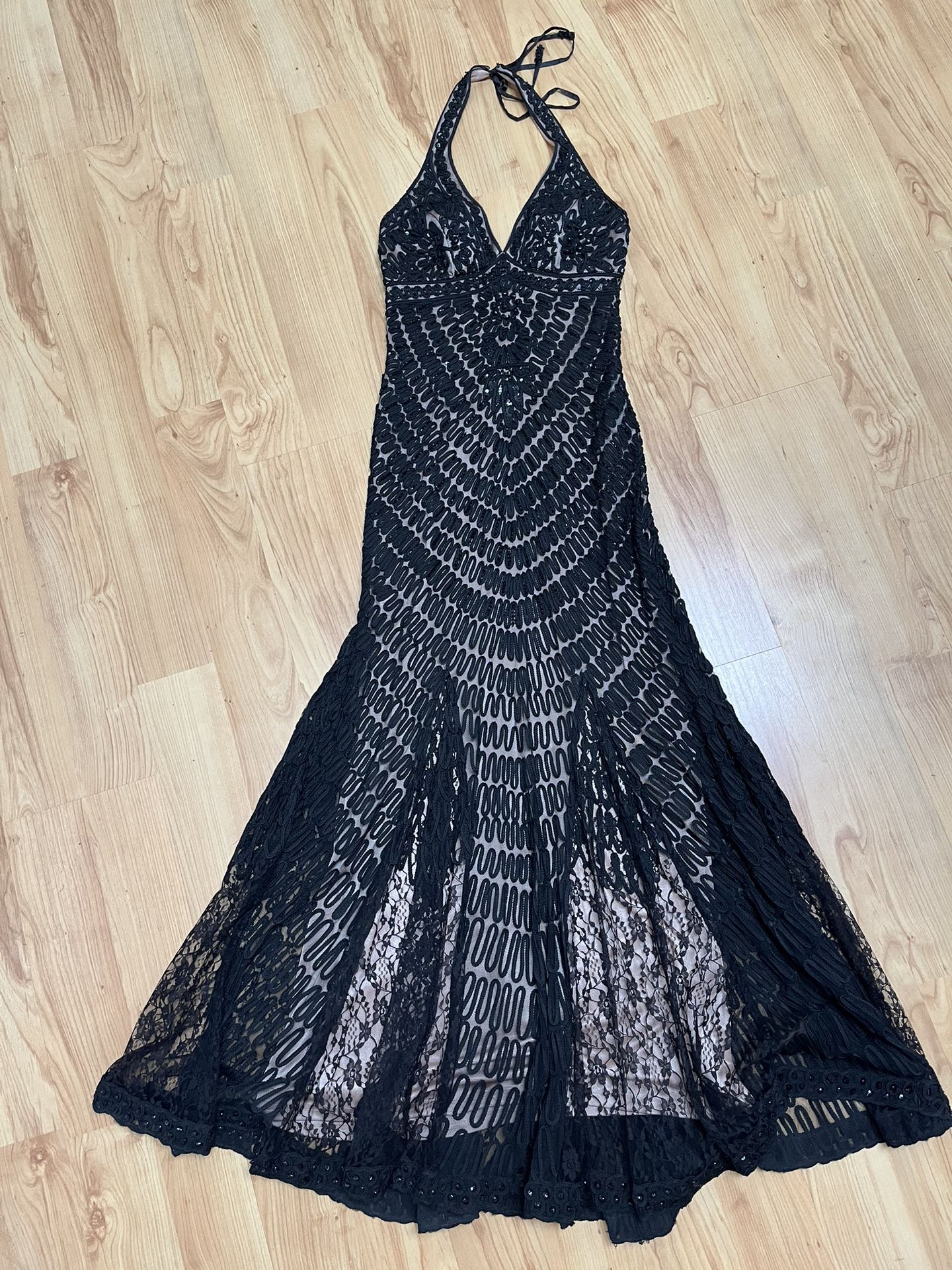 Prom Dress Sz S 6 Beaded Lace Black/ Nude Neiman Marcus 
