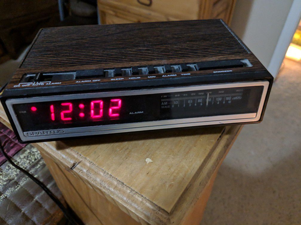 AM/FM Alarm Clock!