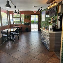 Se TRASPASA Restaurant