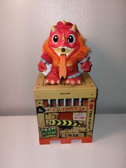 2017 Crate Creatures Surprise Char Electronic Interactive Monster In Crate Talks