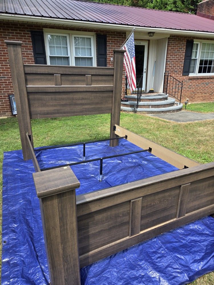 Queen Bed