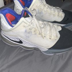LeBron React 19 Low