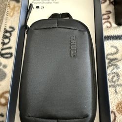 Thule Subterra 2 Power shuttle Mini