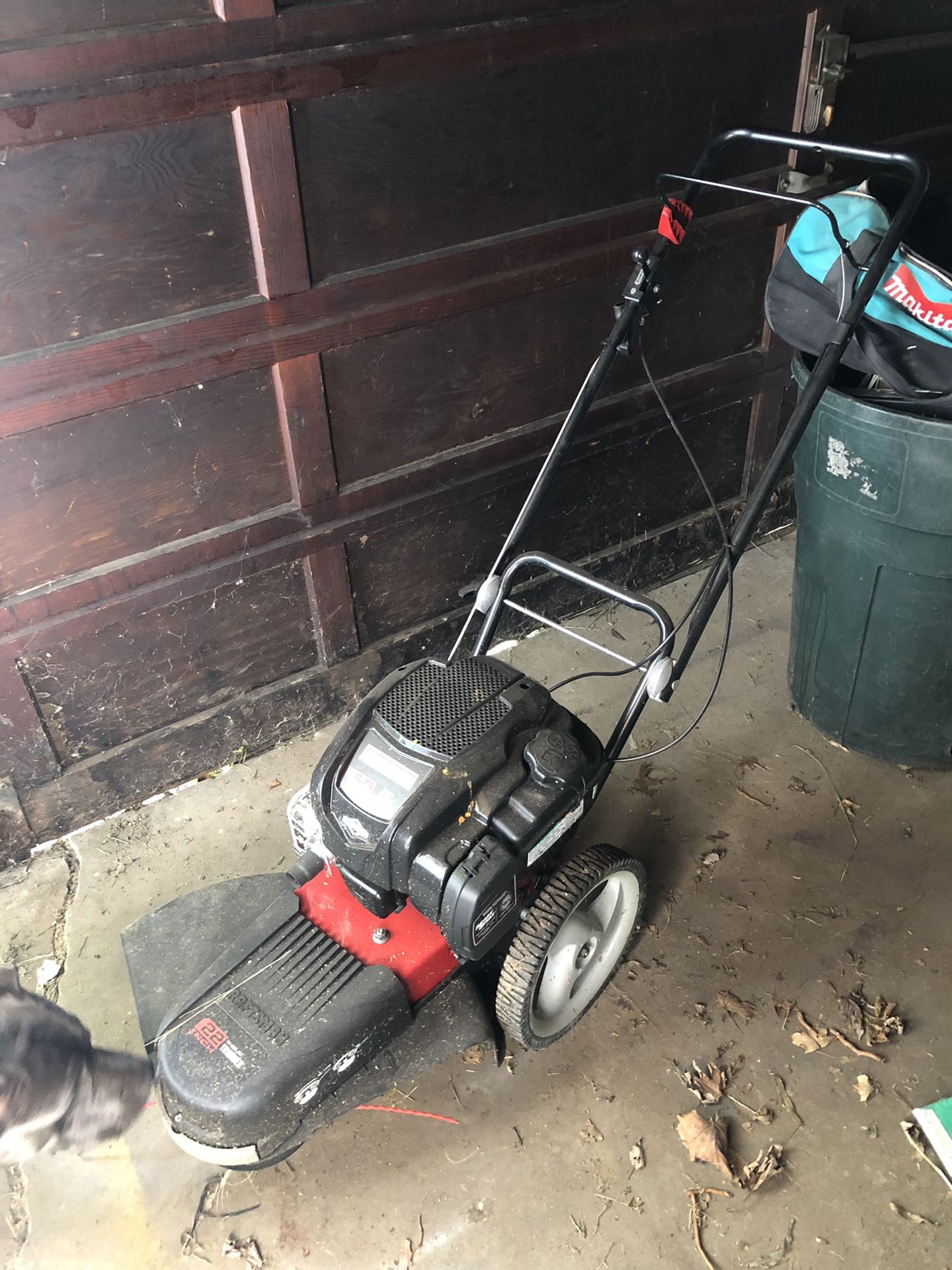 Craftsman 22inch wheeled trimmer for Sale in Cleveland, OH OfferUp