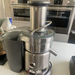 Breville The Juice Fountain Elite 800JEXL $100 dollars  Houston, TX
