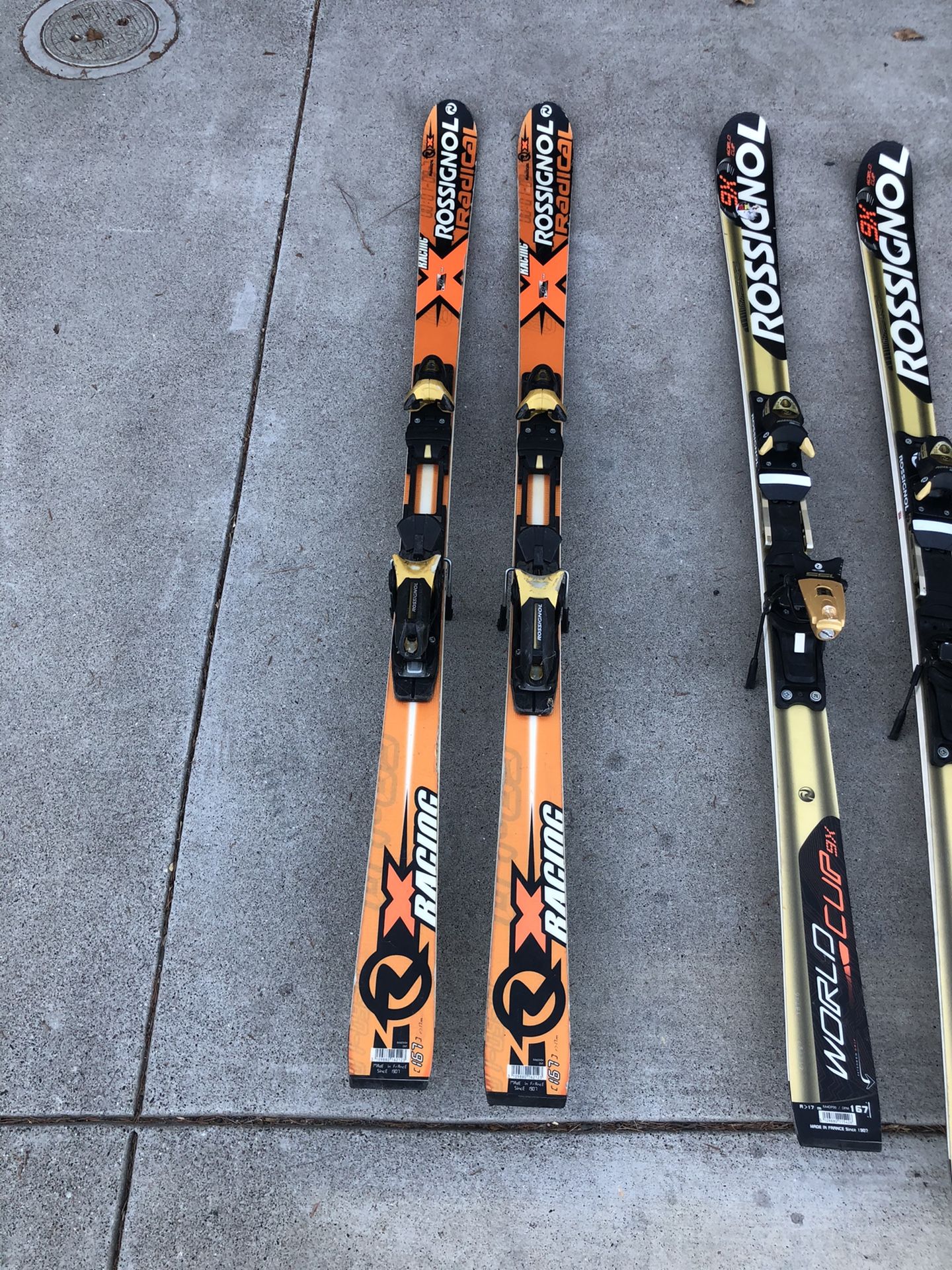 Rossignol skies