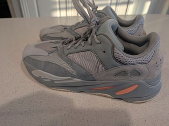 adidas Yeezy  700